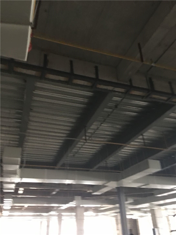 轻钢结构隔层加固4 - 副本.jpg